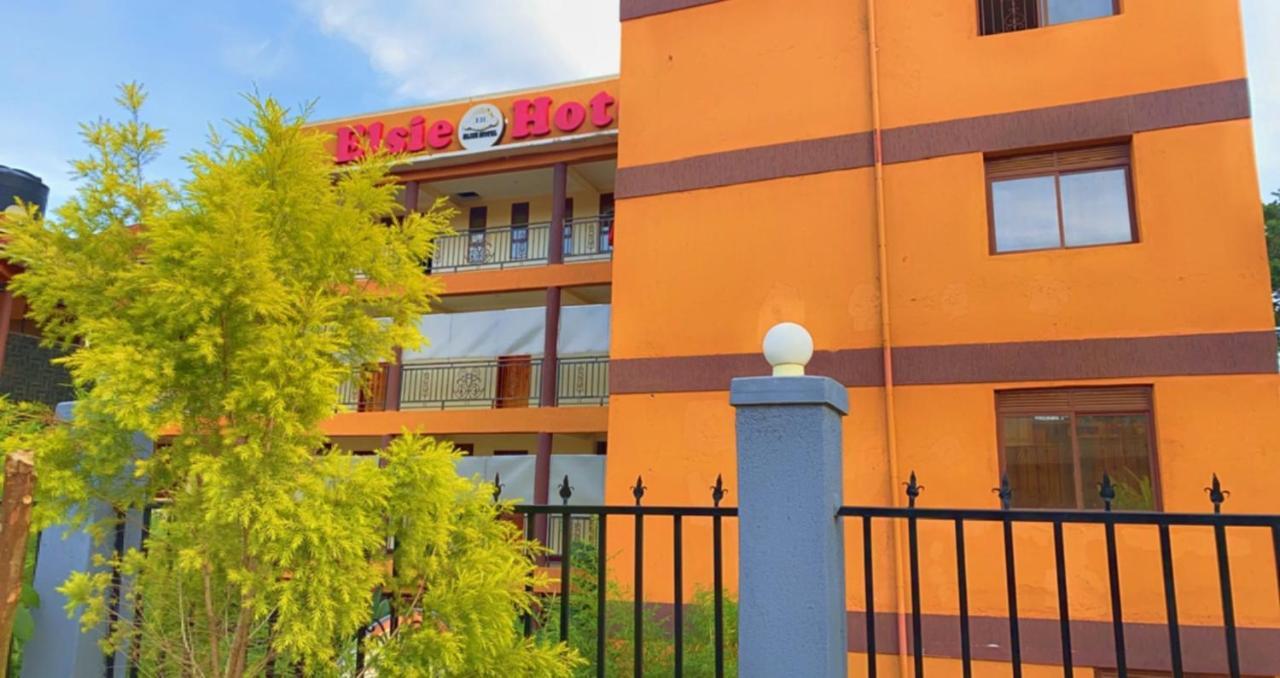 Masaka Elsie Hotel المظهر الخارجي الصورة